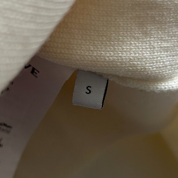 Loewe Anagram Sweater in Wool, Size S - Picture 7 of 9